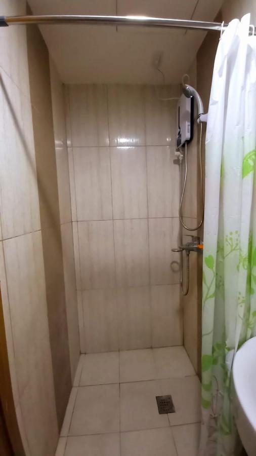 Johnstay Manila Luaran gambar
